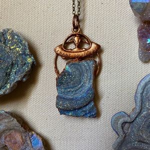 ✨ON SALE✨ 👽 Blue Aura Chalcedony Alien Necklace